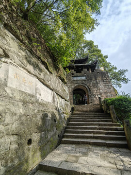 钓鱼城护国门城楼