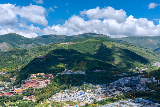 山西五台山黛螺顶自然风光