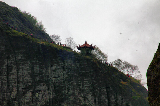 武夷山风景八角亭