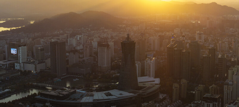 杭州拱墅区朝晖地区城市夕阳风光