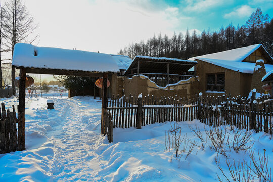 冬季东北雪景日出阳光