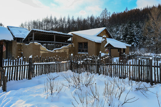 冬季东北雪景日出阳光