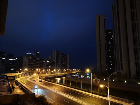 环山路夜景