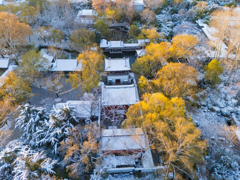 济南趵突泉公园雪景