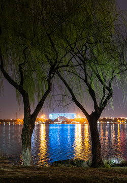 尹山湖夜景