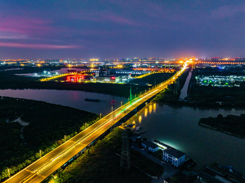 昆山张浦马路夜景