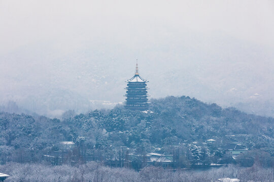 杭州雷峰塔景区雪韵