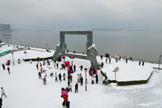 威海大相框雪景