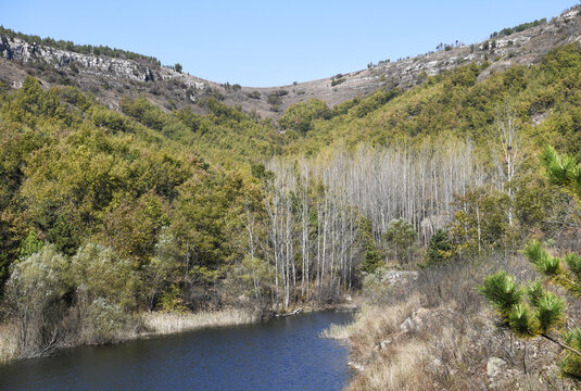 山东枣庄山亭区白将峪水库秋景