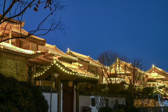 中国开封七盛角古建筑夜景