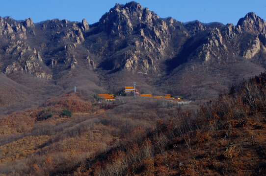 深山古寺