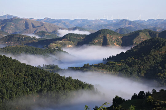 陕北油田生产现场