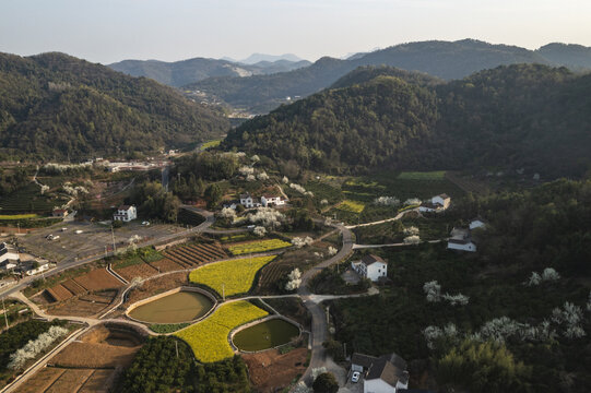 宜都市架锅山村