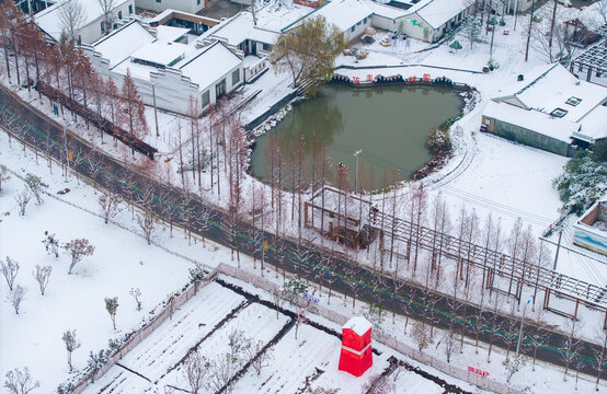 伴山民宿