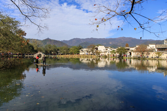 秋日宏村