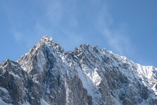 雪山