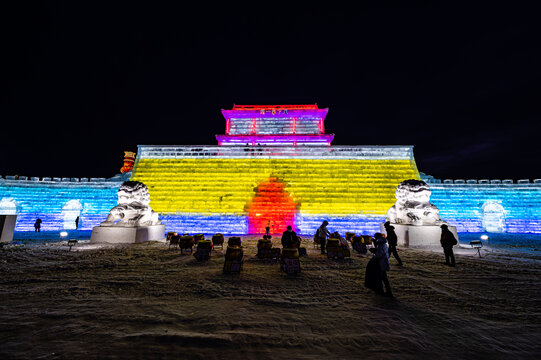 长春冰雪新天地冰雕与建筑景观