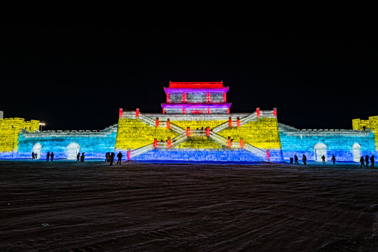 长春冰雪新天地冰雕与建筑景观