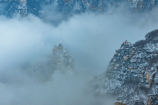 白石山云海雪景