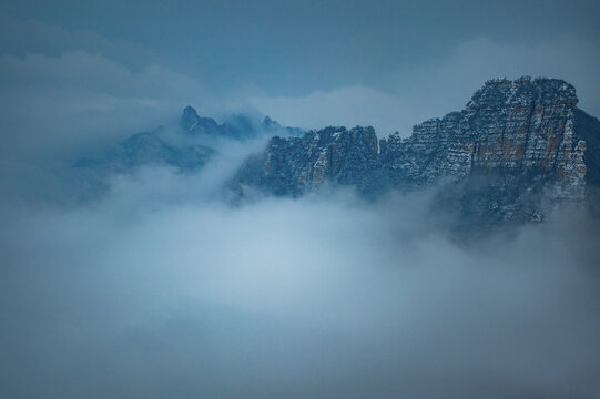 白石山云海雪景