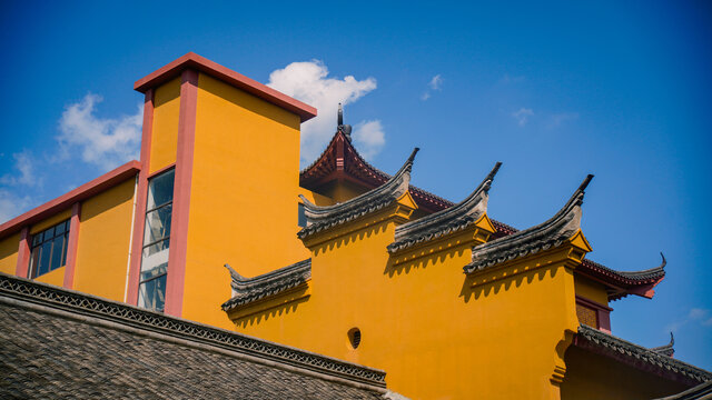 宁波奉化岳林禅寺屋檐