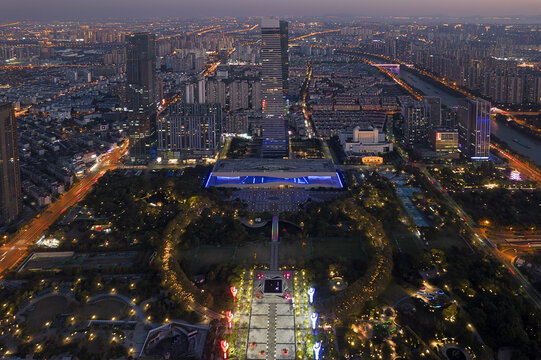 无锡太湖广场航拍城市风光夜景