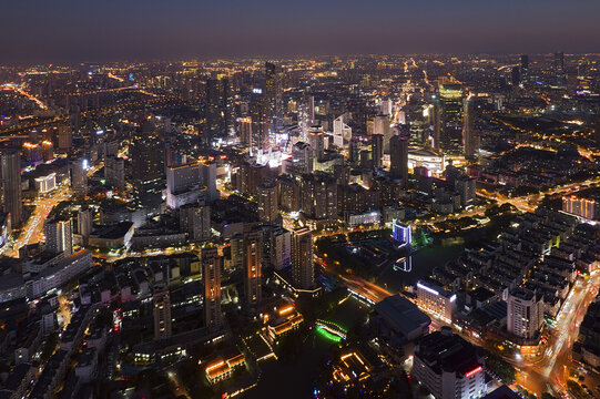 无锡市中心三阳广场航拍夜景