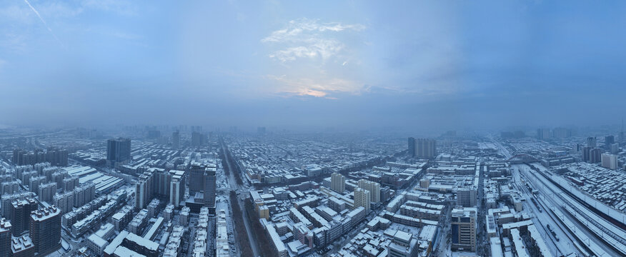 安阳市雪景日出全景