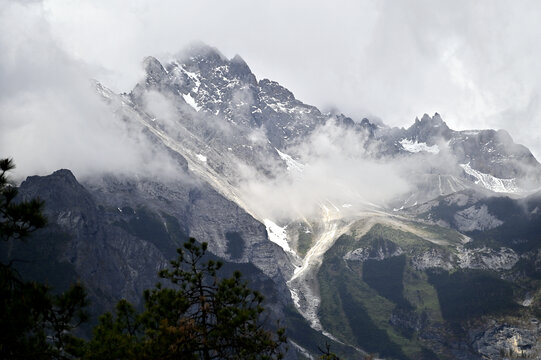 玉龙雪山