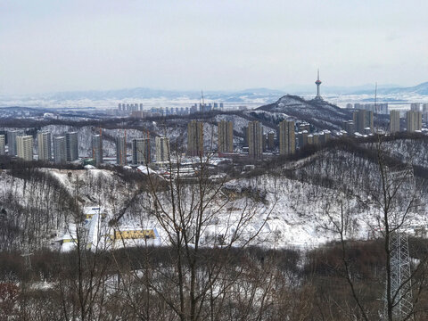 丹东城区雪景