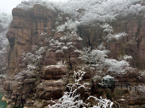 红石峡雪景