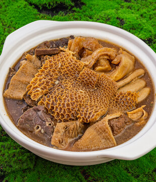 牛雜煲
