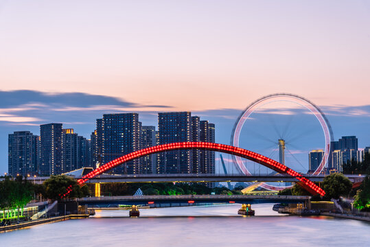 中国天津海河天津眼城市建筑夜景