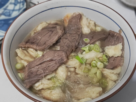 牛肉泡馍