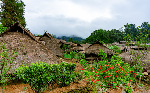 翁丁村