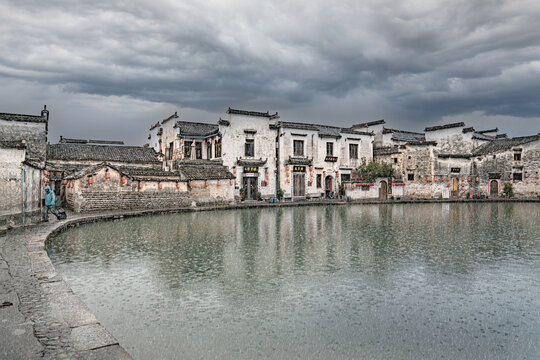 古城的雨