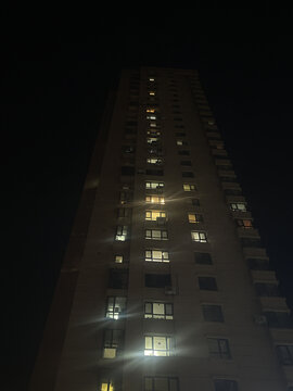 夜晚的高楼