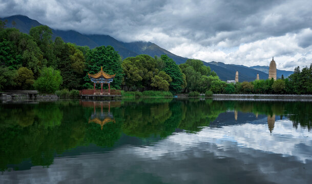 大理的湖光山色风光