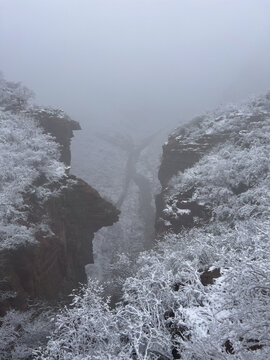 红石峡雪景