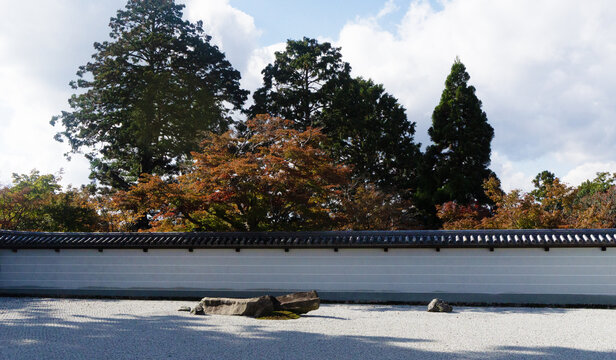 枯山水的庭院