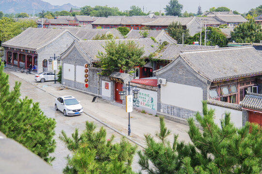 城楼上鸟瞰山海古城古建筑群