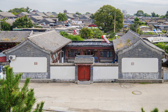 城楼上俯瞰山海关古建筑房院