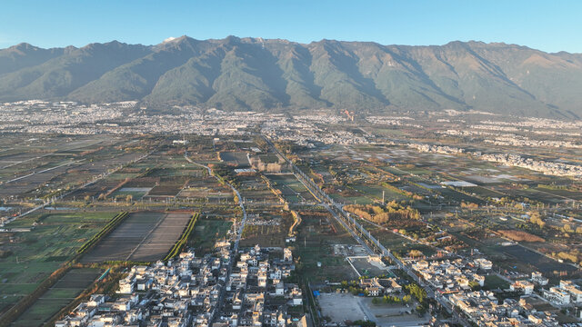 云南大理洱海苍山