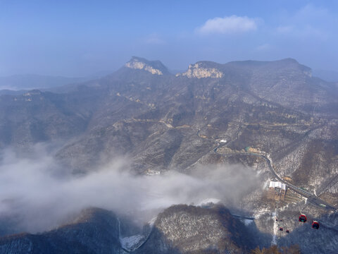 云台山山顶云海雪景