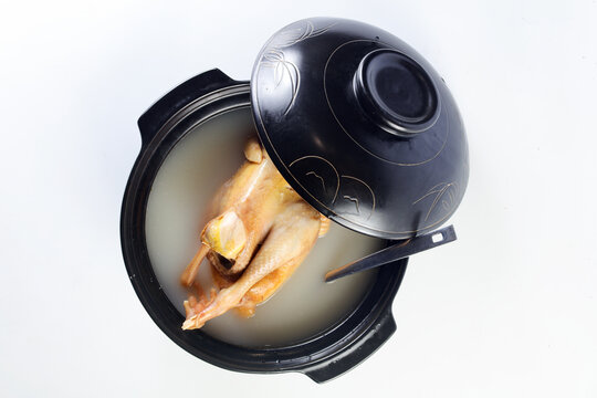 燉雞湯