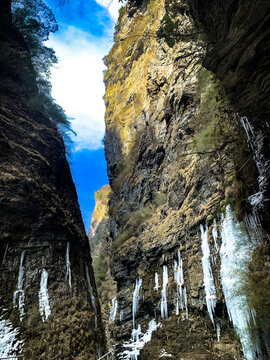 虎牙大峡谷