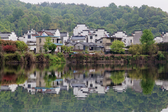 皖南山村