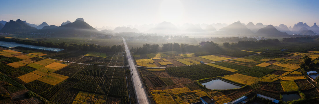 广西钟山燕塘镇全景航拍大图