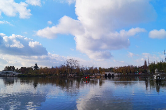 大观楼湖景