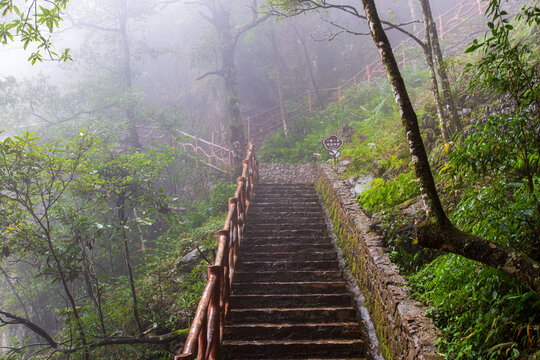 北帝山景区盘山阶梯